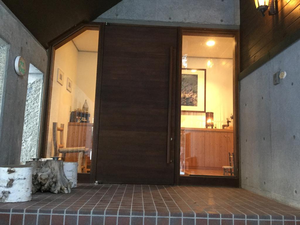 Pension Gooseberry Furano Bagian luar foto